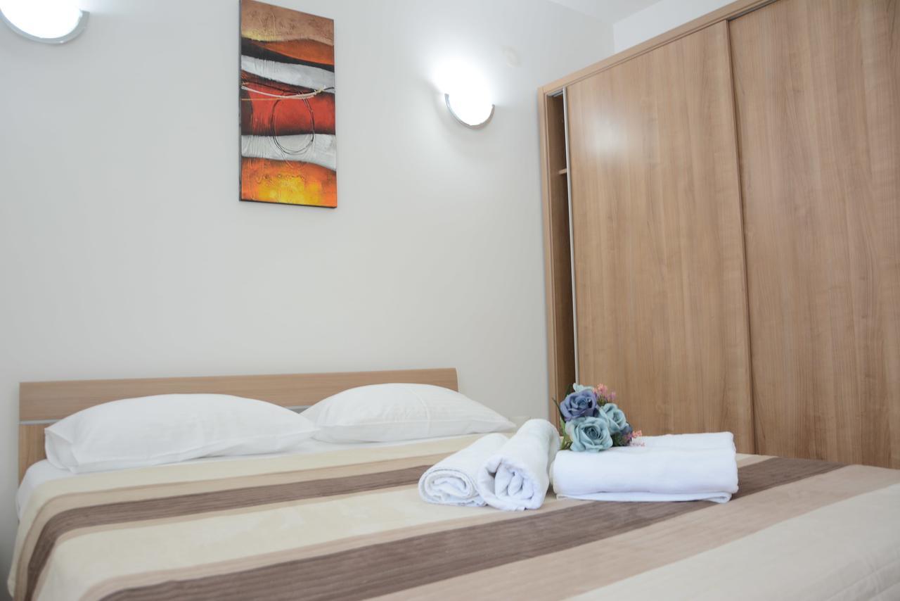 Apartment Dakic แฮร์เซ็ก-โนวี ภายนอก รูปภาพ