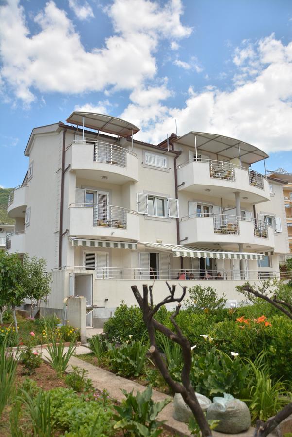 Apartment Dakic แฮร์เซ็ก-โนวี ภายนอก รูปภาพ